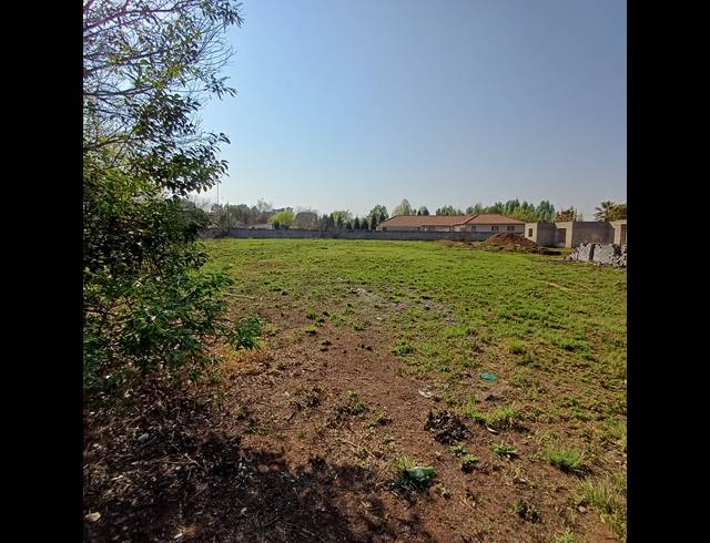1,983M² VACANT LAND FOR SALE IN HENLEY ON KLIP